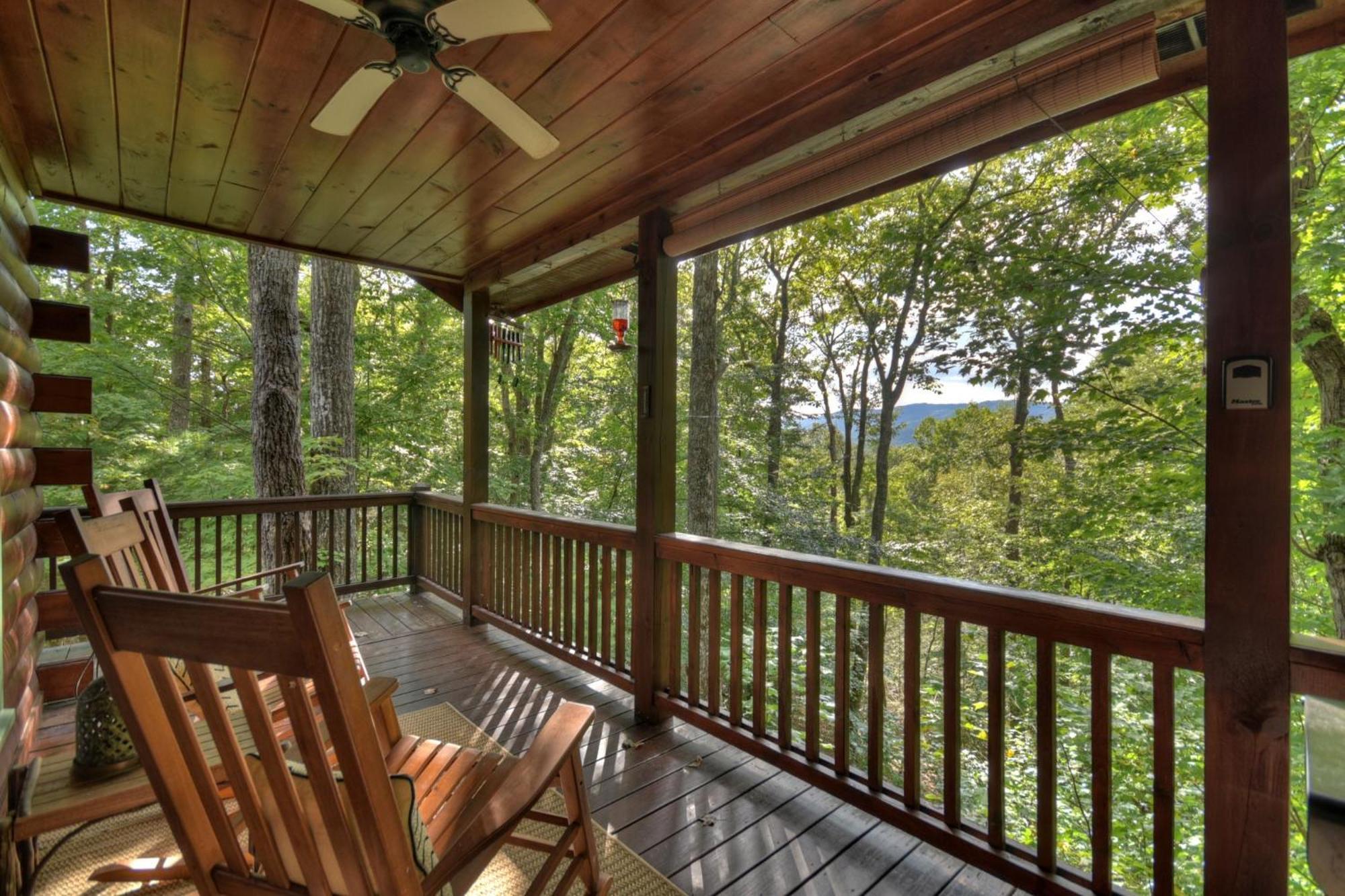 Bearfoot Ridge Wood-Burning Fireplace Cozy Hot Tub Serene Views 엘리제이 외부 사진
