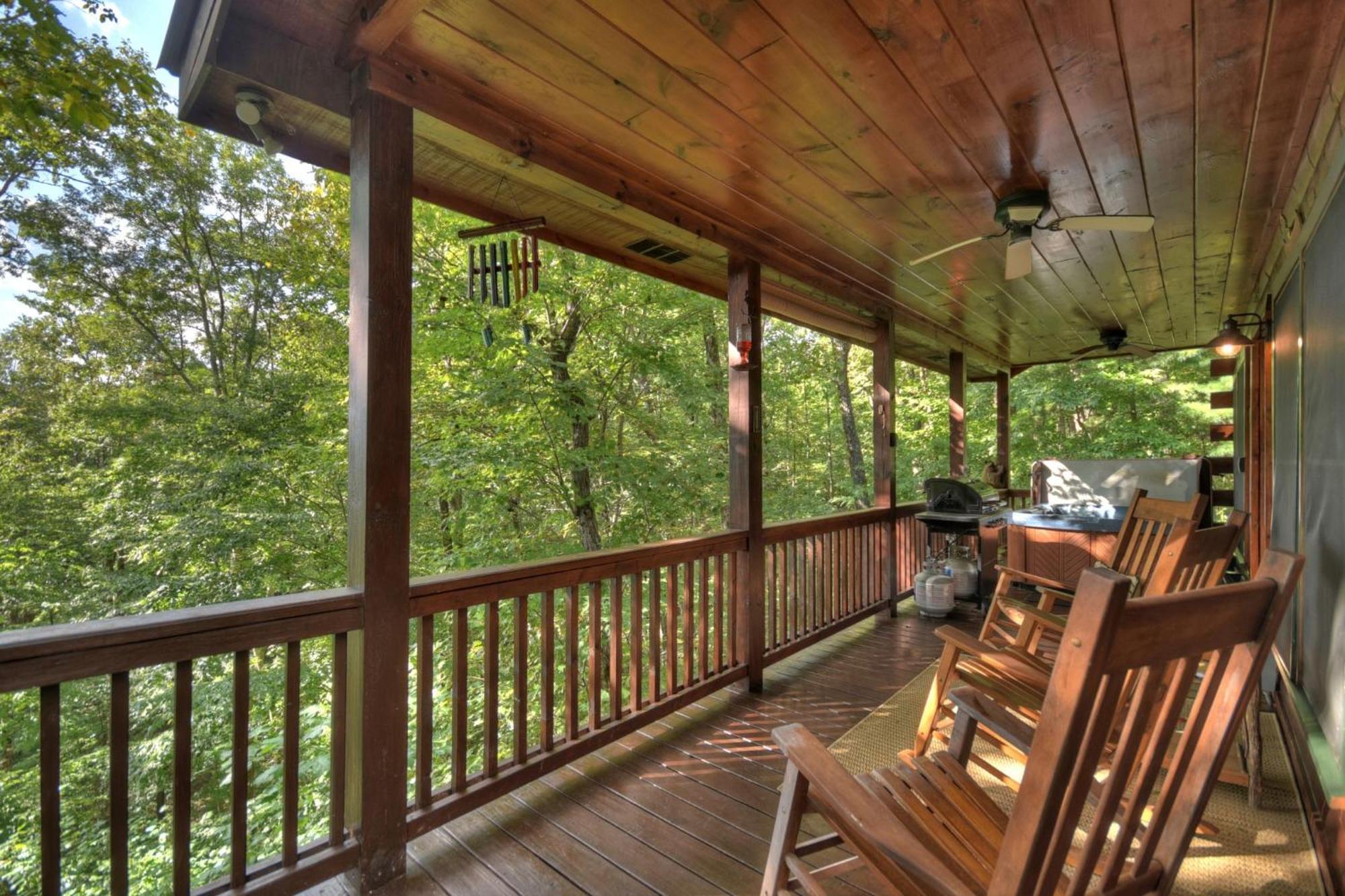 Bearfoot Ridge Wood-Burning Fireplace Cozy Hot Tub Serene Views 엘리제이 외부 사진