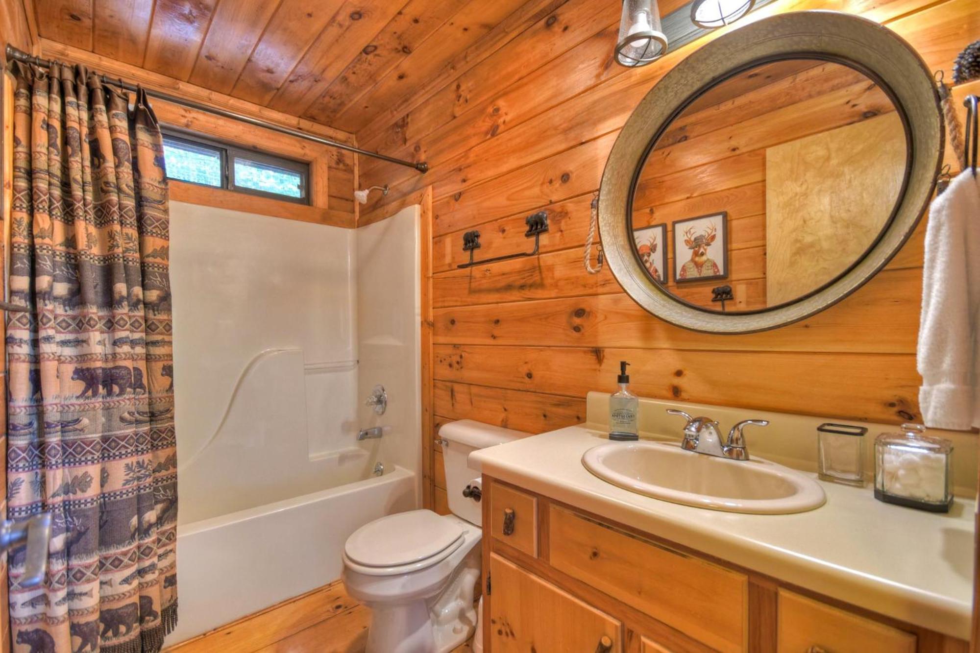 Bearfoot Ridge Wood-Burning Fireplace Cozy Hot Tub Serene Views 엘리제이 외부 사진